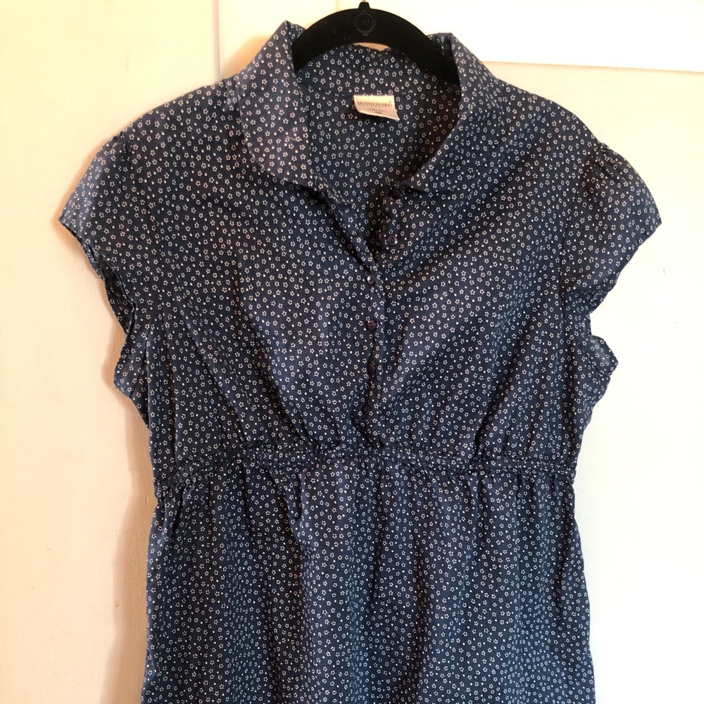 Motherhood Maternity blue floral shirt